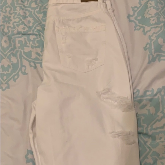 American Eagle Mom Jean - Picture 14 of 16